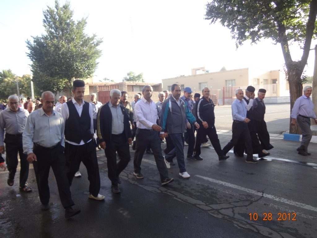 همایش بزرگ پیاده روی خانوادگی شهر وزوان همراه  با اهدای  جوایز ۱۳۹۸/۱۱/۱۸